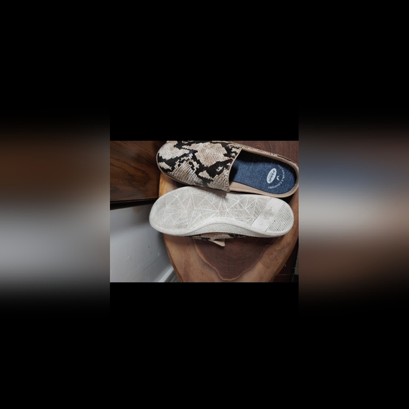 Dr. Scholl's Slip-On Sandals - Snake Print - Size 7.5 - Picture 6 of 7